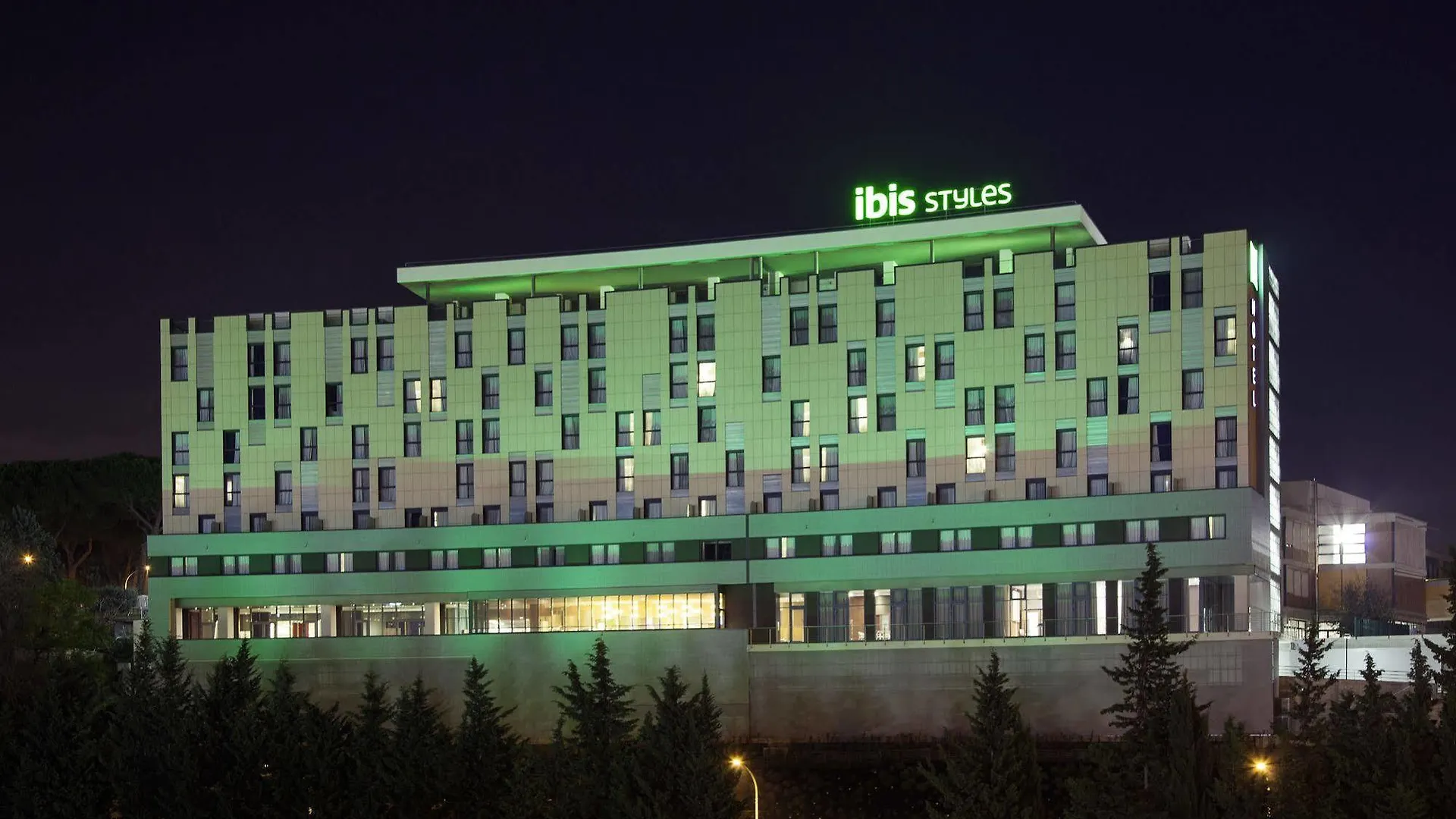 Hotel Ibis Styles Roma Eur 4*, Rome